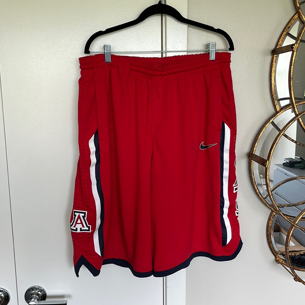 U of A Wildcats Men’s Basketball Shorts Nike Dri-Fit XXL University Of Arizona